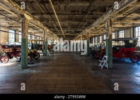 Ex stabilimento Ford Piquette, Detroit. Sito della prima serie di automobili al mondo. Il famoso modello T di Henry Ford fu prodotto qui dall'ottobre 1908 al dicembre 1909. Dopo di che, il sito era già diventato troppo piccolo per la domanda elevata. Ford Piquette Plant, Detroit, Stati Uniti. Nello stabilimento di Piquette Avenue le prime vetture Ford Model T prodotte su una linea di assemblaggio. È il più antico edificio costruito appositamente per le fabbriche automobilistiche aperto al pubblico Foto Stock