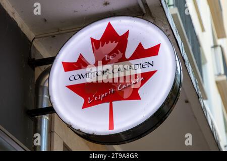 Annecy , Francia - 11 20 2023 : le Comptoir Canadien negozio insegna marchio e testo logo negozio facciata in città Annecy francia Foto Stock