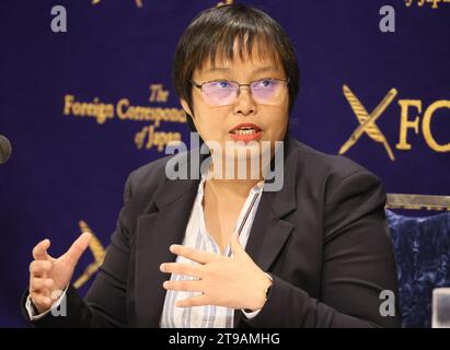 Tokyo, Giappone. 24 novembre 2023. Zin Mar Aung, governo in esilio del Myanmar, governo di unità Nazionale (NUG), il ministro degli Esteri parla al Foreign Correspondents' Club of Japan a Tokyo venerdì 24 novembre 2023. Ora è a Tokyo per scambiare opinioni con funzionari del governo giapponese. (Foto di Yoshio Tsunoda/AFLO) Foto Stock