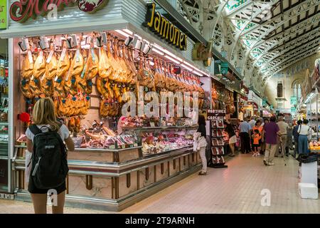 VALENCIA, SPAGNA - 18 MAGGIO 2017: Questi sono i centri commerciali del Central City Market. Foto Stock