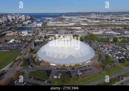 Una vista aerea generale del Tacoma Dome, venerdì 27 ottobre 2023, a Tacoma, lavaggio Foto Stock