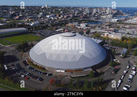 Una vista aerea generale del Tacoma Dome, venerdì 27 ottobre 2023, a Tacoma, lavaggio Foto Stock