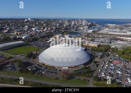 Una vista aerea generale del Tacoma Dome, venerdì 27 ottobre 2023, a Tacoma, lavaggio Foto Stock