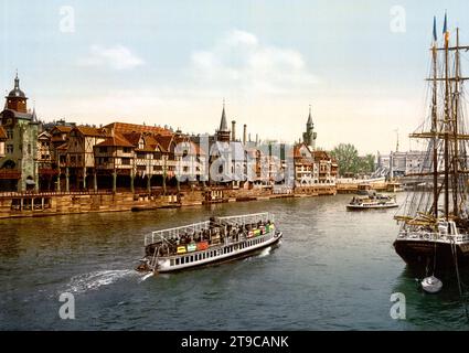 Altes Paris, Weltausstellung, 1900, Paris, Frankreich, Historisch, um 1900, digital restaurierte Reproduktion von einer Vorlage aus dem 19. Jahrhundert / Old Paris, Universal Exhibition, 1900, Parigi, Francia, storico, c. 1900, riproduzione restaurata digitalmente da un originale del XIX secolo Foto Stock