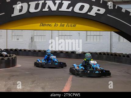 British Indoor Karting Championship 2023: La gran finale e l'incoronazione dei 5 campioni britannici si sono svolti al TeamSport Warrington Multi-Level, 1000 Foto Stock