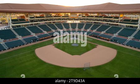 Vista generale dello stadio Fernando Valenzuela, precedentemente chiamato Estadio Sonora, sede della squadra di baseball Naranjeros de Hermosillo della Mexican Pacific League (LMP). Vista aerea, . © (© foto di Luis Gutierrez/ Norte Photo/) Vista General de estadio Fernando Valenzuela antes llamado Estadio Sonora casa del club de beisbol Naranjeros de Hermosillo de la Liga Mexicana del Pacifico LMP. Vista aerea , . © (© foto di Luis Gutierrez/ Norte Photo/) Foto Stock