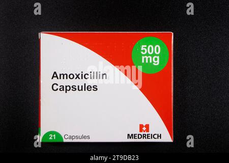 Amoxicillina capsule 500mg antibiotici farmaci per il trattamento dell'infezione Foto Stock