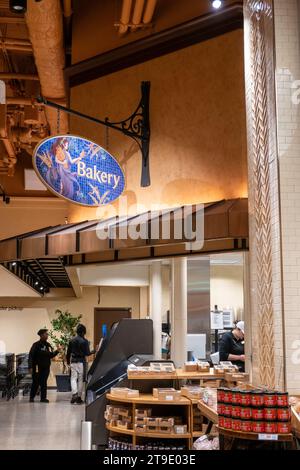 Wegmans Food Market è stato aperto nell'ottobre 2023 ad Astor Place a New York, Stati Uniti Foto Stock