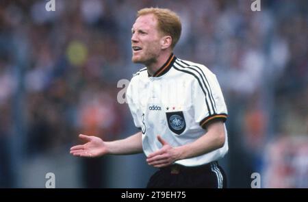 Calcio, firo: 1 giugno 1996 Campionato europeo di calcio preparazione Campionato europeo europeo, incontro internazionale 1996, foto archivio, foto archivio, foto archivio, foto archivio Germania - Francia 0:1 Matthias Sammer, mezza figura Foto Stock