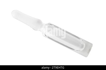 Fiala con medicina trasparente liquida, isolata su sfondo bianco con percorso di ritaglio. Foto Stock
