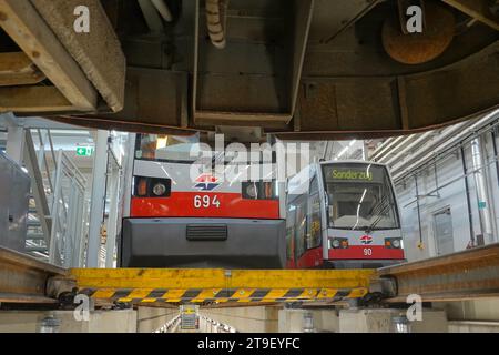 Wien, Straßenbahn, Remise (Betriebshof) Speising // Vienna, Tramway Depot Speising Foto Stock