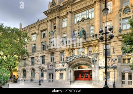 Budapest, Franz-Liszt-Musikakademie, Architekten Kálmán Giergl und Floris Kolb // Budapest, Franz-Liszt-Music Academy, Architects Kálmán Giergl e FL Foto Stock