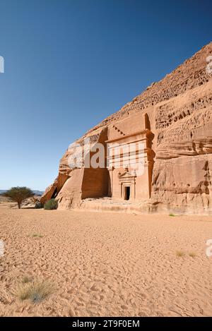 Hegra, Arabia Saudita - Hegra, nota anche come Mada'in Salih, è un sito archeologico situato nella zona di al-'Ula. Foto Stock