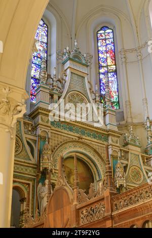 Budapest, Ladislaus-Kirche, Szent Laszló tér, Ödön Lechner, Gyula Pártos 1898 // Budapest, Chiesa di Ladislaus, Szent Laszló tér, Ödön Lechner, Gyula Pár Foto Stock