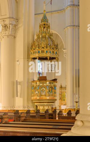 Budapest, Ladislaus-Kirche, Szent Laszló tér, Ödön Lechner, Gyula Pártos 1898 // Budapest, Chiesa di Ladislaus, Szent Laszló tér, Ödön Lechner, Gyula Pár Foto Stock