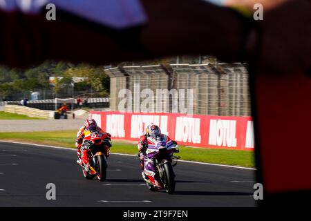 Valencia, Spagna. 25 novembre 2023. Qualifiche per il Gran Premio Motul di Comunitat Valenciana di MotoGP sul circuito di Ricardo Tormo. 25 novembre 2023 in foto: Jorge Martin e Marc Marquez Clasificacion del Gran Premio de MotoGP de la Comunidad Valenciana en el circuito Ricardo Tormo. 25 de Noviembre de 2023 POOL/ MotoGP.com/Cordon le immagini della stampa saranno esclusivamente per uso editoriale. Credito obbligatorio: © motogp.com credito: CORDON PRESS/Alamy Live News Foto Stock