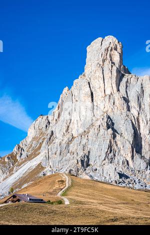 Cima rocciosa delle Dolomiti d'Italia Foto Stock