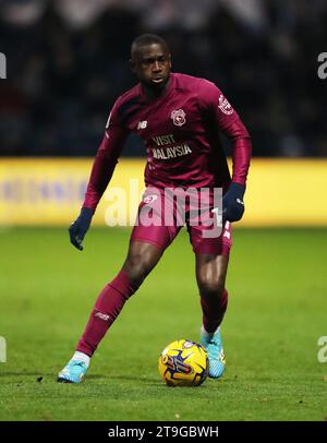 Jamilu Collins di Cardiff City in azione durante il match per il campionato Sky Bet a Deepdale, Preston. Data immagine: Sabato 25 novembre 2023. Foto Stock