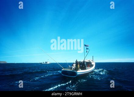 WEDGEPORT, NS - 11 SETTEMBRE: Vista generale del Benny B durante l'International Tuna Cup 1955 l'11 settembre 1955 al largo della costa di Wedgeport, nuova Scozia, Canada. (Foto di Hy Peskin) Foto Stock