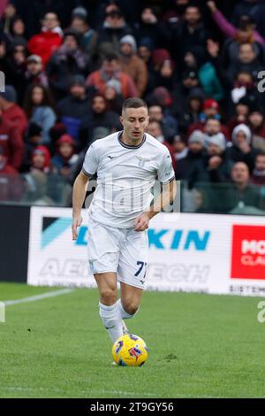 Salerno, Campania, Italia. 25 novembre 2023. Adam Marusic del Lazio durante la partita di calcio di serie A tra Salernitana - Lazio allo Stadio Arechi di Salerno Italia (Credit Image: © Ciro De Luca/ZUMA Press Wire) SOLO EDITORIALE! Non per USO commerciale! Foto Stock