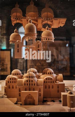 Venezia, Italia - 9 novembre 2023: Modello architettonico in legno della Basilica di San Marco (Basilica Cattedrale Patriarcale di San Marco) Foto Stock