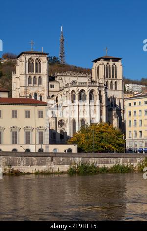 Cattedrale di Lione (Cathédrale Saint-Jean-Baptiste de Lyon), Lione, Francia. Foto Stock