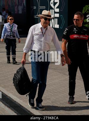 Abu Dhabi. 26 novembre 2023, Yas Marina Circuit, Abu Dhabi, Formula 1 Etihad Airways Abu Dhabi Grand Prix 2023, nella foto Peter Sauber Credit: dpa picture Alliance/Alamy Live News Foto Stock