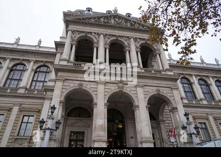 Wien, Universität Wien, University of Vianne foto Gladys Chai von der Laage *** Vienna, University of Vienna, University of Vianne Photo Gladys Chai von der Laage Credit: Imago/Alamy Live News Foto Stock