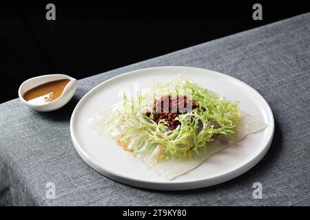 Tagliatelle di noce mungo in salsa Foto Stock