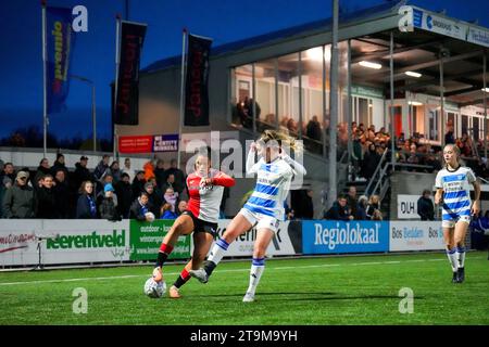 Zwolle, Paesi Bassi. 26 novembre 2023. Zwolle - Jada Conijnenberg di Feyenoord V1 durante la partita tra PEC Zwolle V1 contro Feyenoord V1 a VV Berkum il 26 novembre 2023 a Zwolle, Paesi Bassi. Credito: Immagini da Box a Box/Alamy Live News Foto Stock