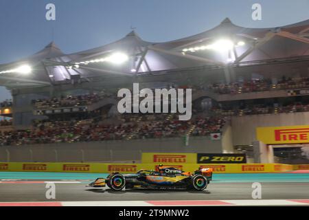 Abu Dhabi. 26 novembre 2023. 04 durante il Gran Premio di Formula 1 2023 Etihad Airways Abu Dhabi, 22° round del Campionato Mondiale di Formula 1 2023 dal 24 al 26 novembre 2023 sul circuito Yas Marina di Abu Dhabi - foto DPPI Credit: DPPI Media/Alamy Live News Credit: DPPI Media/Alamy Live News Foto Stock