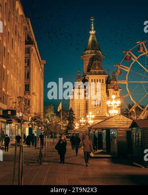 Cattedrale ortodossa di Timișoara di notte, a Timișoara, Romania Foto Stock