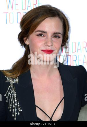 Londra, Regno Unito. 26 novembre 2023. Emma Watson arriva al We osa to Dream Premiere, Cineworld, Londra. Credito: Doug Peters/EMPICS/Alamy Live News Foto Stock