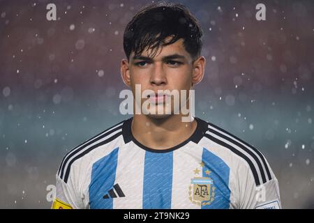 Bandung, Giava, Indonesia. 21 novembre 2023. Si Jalak Harupat Stadium Bandung, Giava, Indonesia - 21 novembre: Juan Gimenez dell'Argentina entra in campo durante la partita della Coppa del mondo Under-17 tra Argentina e Venezuela al si Jalak Harupat Stadium il 21 novembre 2023 a Bandung, Giava, Indonesia. (Foto di Sports Press Photo) (Eurasia Sport Images/SPP) credito: SPP Sport Press Photo. /Alamy Live News Foto Stock