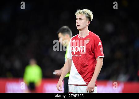 Aleksandr Golovin durante la partita di calcio di Ligue 1 tra il Paris Saint-Germain PSG e IL AS Monaco ASM al Parc des Princes di Parigi, in Francia, il 24 novembre 2023. Crediti: Victor Joly/Alamy Live News Foto Stock