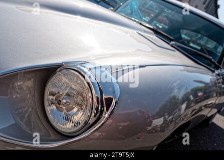 éléments de voiture ancienne et de collection / componenti per auto d'epoca e d'epoca Foto Stock