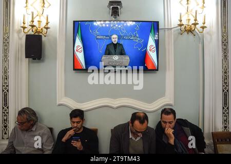 Pressatore settimanale del portavoce del Ministero degli Esteri Irans Nasser Kanaani il 27 novembre, Teheran, edificio del Ministero degli Esteri. Teheran Teheran Iran Copyright: Xmohsenxrezaeix DSC00535 Credit: Imago/Alamy Live News Foto Stock