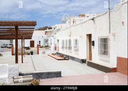 La Isleta del Moro. Parco naturale Cabo de Gata, Nijar, Almeria, Andalusia, Spagna. Foto Stock