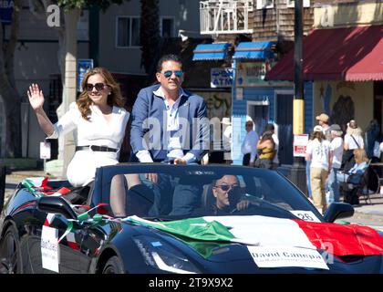 San Francisco, CA - 8 ottobre 2023: David Canepa, supervisore della contea di San Mateo, che partecipa alla 155a edizione dell'Italian Heritage Parade, che celebra il Foto Stock