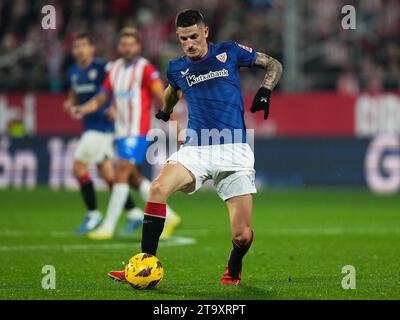 Girona, Spagna. 27 novembre 2023. Durante la Liga EA Sports match tra il Girona FC e l'Athletic Club ha giocato al Montilivi Stadium il 27 novembre 2023 a Girona, in Spagna. (Foto di Alex Carreras/Imago) credito: PRESSINPHOTO SPORTS AGENCY/Alamy Live News Foto Stock