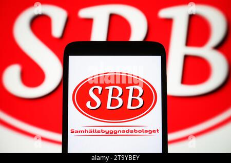 Ucraina. 27 novembre 2023. In questa foto, il logo Samhallsbyggnadsbolaget i Norden AB (FFS) è visibile sullo schermo dello smartphone. Credito: SOPA Images Limited/Alamy Live News Foto Stock