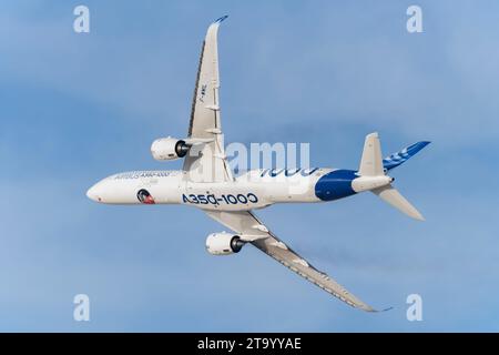 Airbus A350-1000 al Dubai Air Show 2023 a Dubai, Emirati Arabi Uniti Foto Stock