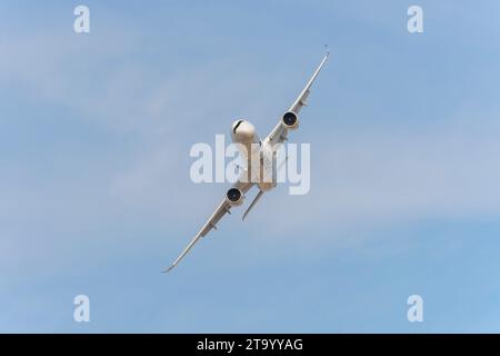 Airbus A350-1000 al Dubai Air Show 2023 a Dubai, Emirati Arabi Uniti Foto Stock