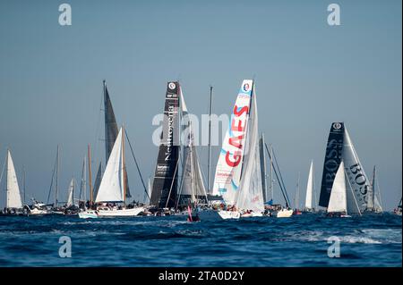 Flotta IMOCA prima dell'inizio della circumnavigazione a vela in duo Barcelona World Race 2014-2015 a Barcellona, spagna, il 31 dicembre 2014 - foto Olivier Blanchet / DPPI Foto Stock