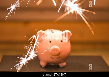 Salvadanaio risparmi incredibili sorridendo buoni risparmi, Pig Bank, Sparkles Foto Stock