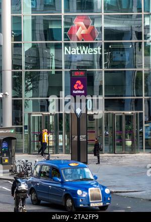 LONDRA, 13 NOVEMBRE 2023: Sede centrale di NatWest al 250 Bishopsgate, City of London Foto Stock