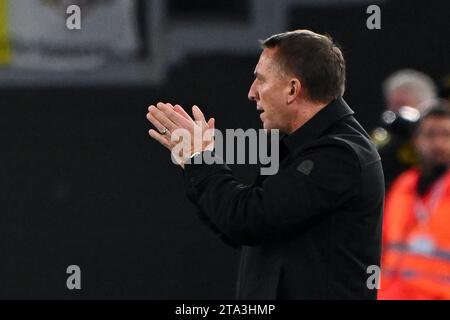 Roma, Italia. 28 novembre 2023. Brendan Rodgers capo-allenatore del Celtic FC Gestures durante la partita di UEFA Champions League tra SS Lazio e Celtic FC allo Stadio Olimpico Roma Italia il 28 novembre 2023. Crediti: Nicola Ianuale/Alamy Live News Foto Stock