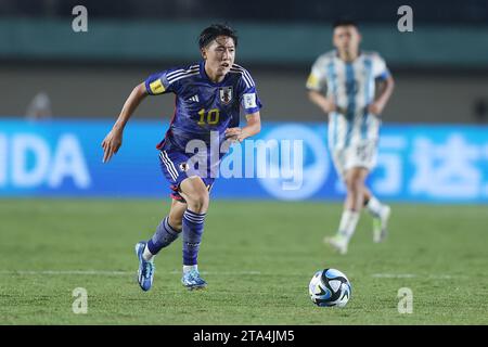 Bandung, Indonesia. 14 novembre 2023. Ryunosuke Sato giapponese durante la partita del gruppo D della Coppa del mondo Under-17 Indonesia 2023 tra il Giappone 1-3 Argentina allo stadio si Jalak Harupat di Bandung, Indonesia, 14 novembre 2023. Credito: AFLO/Alamy Live News Foto Stock