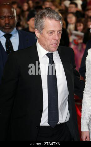 Londra, Regno Unito. 28 novembre 2023. Hugh Grant partecipa alla prima mondiale "Wonka" alla Royal Festival Hall di Londra. (Foto di Fred Duval/SOPA Images/Sipa USA) credito: SIPA USA/Alamy Live News Foto Stock