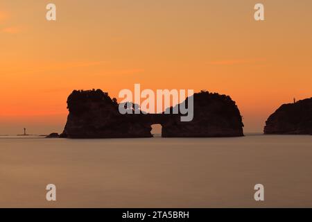 Isola di Engetsu vicino a Shirahama, distretto di Nishimuro, Wakayama, Giappone Foto Stock